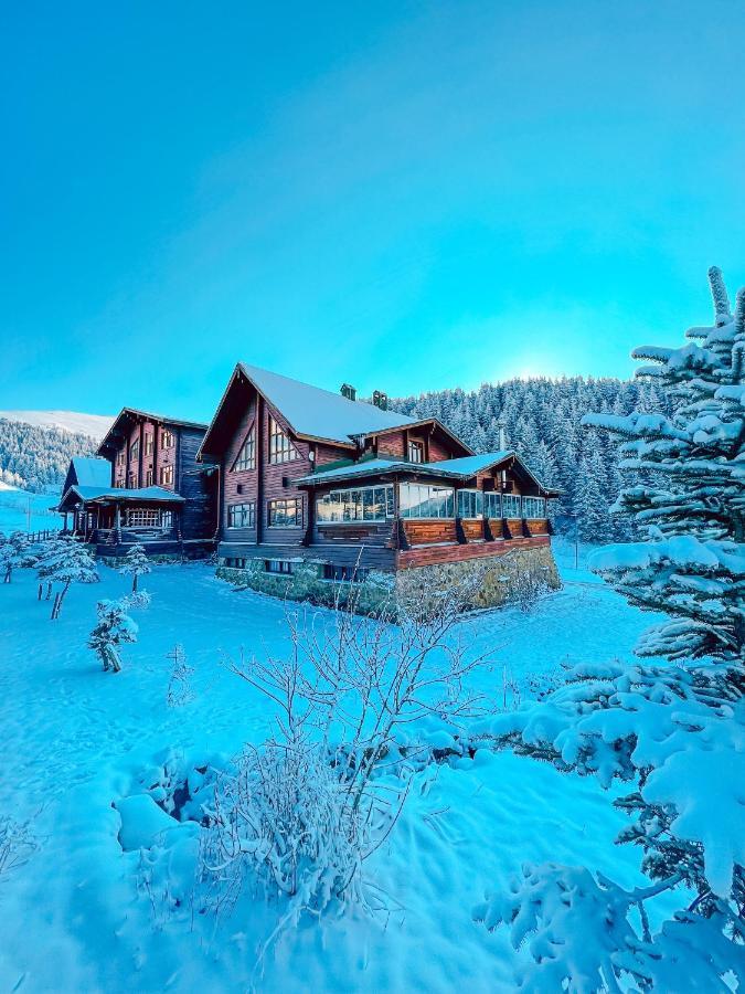 Kuembet Dag Evi Villa Eksteriør billede